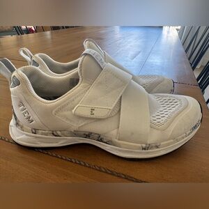 Tiem Slipstream - White Marble - With Clips Size 6.5